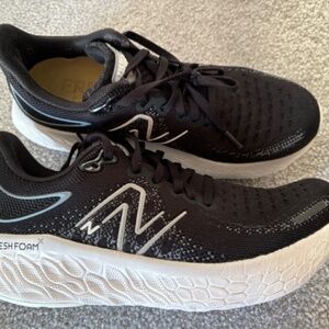 New Balance 1080v12 women’s size 8